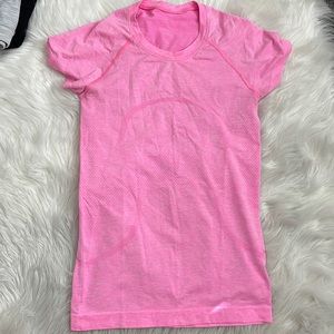 pink lululemon top